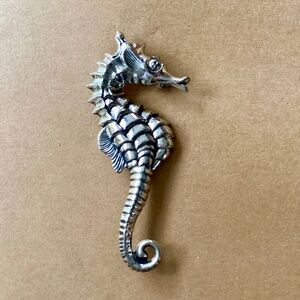 Seahorse Pin